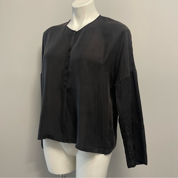 Raquel Allegra Henley Blouse Black 0 Oversized Slouchy Boxy Oriental Print Top - Picture 11 of 15